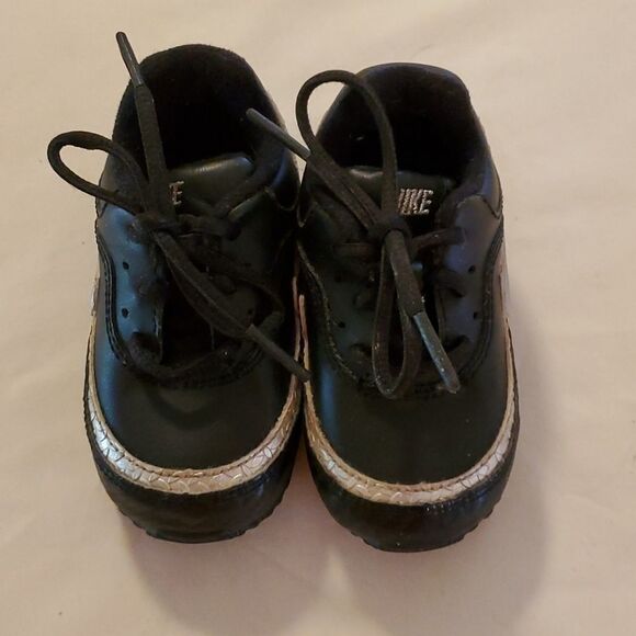 NIKE LITTLE boys sneakers size 4C - Picture 1 of 8